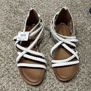 American Eagle Sandals